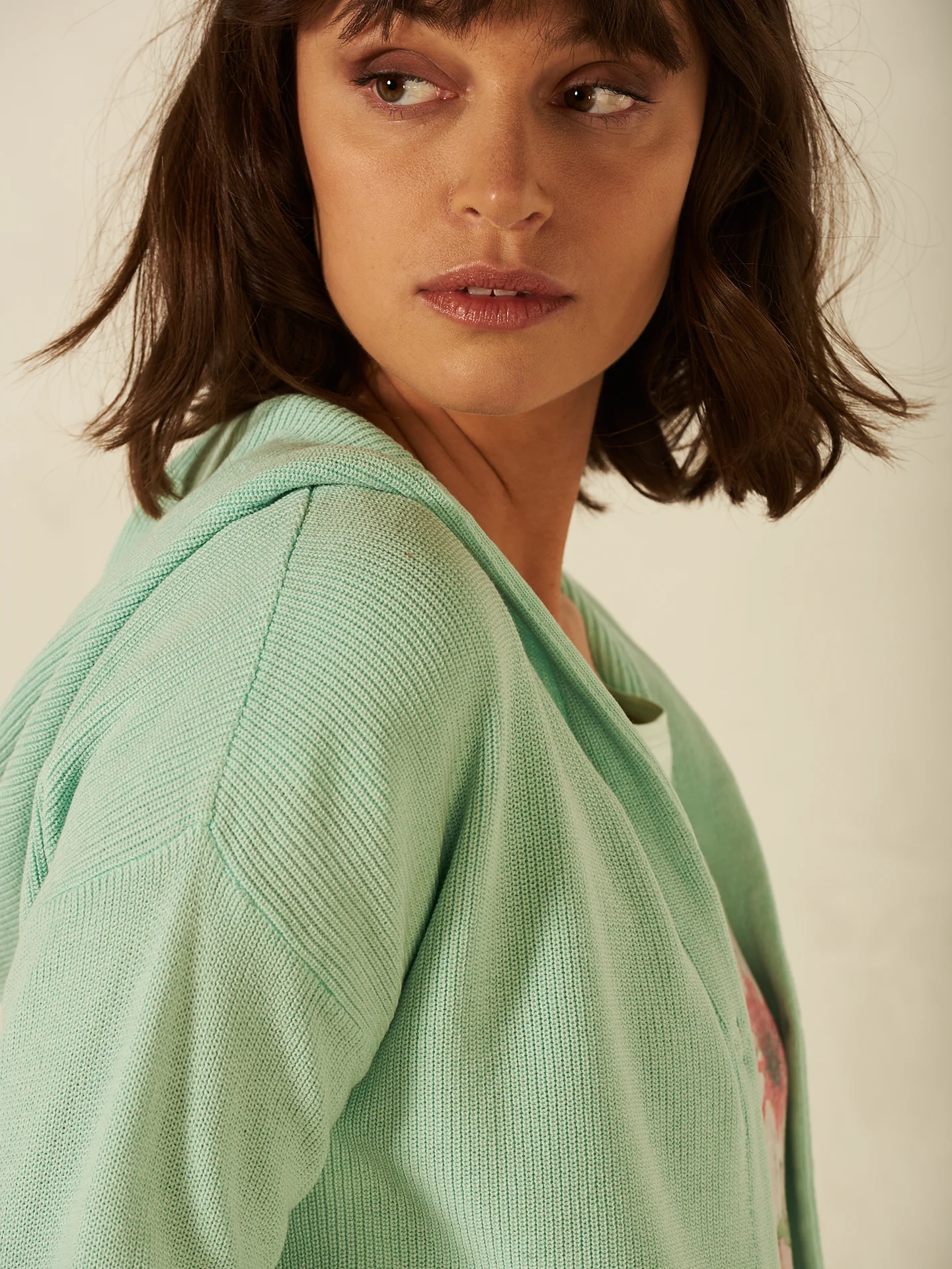 Strickjacke mit Kapuze - Image 7