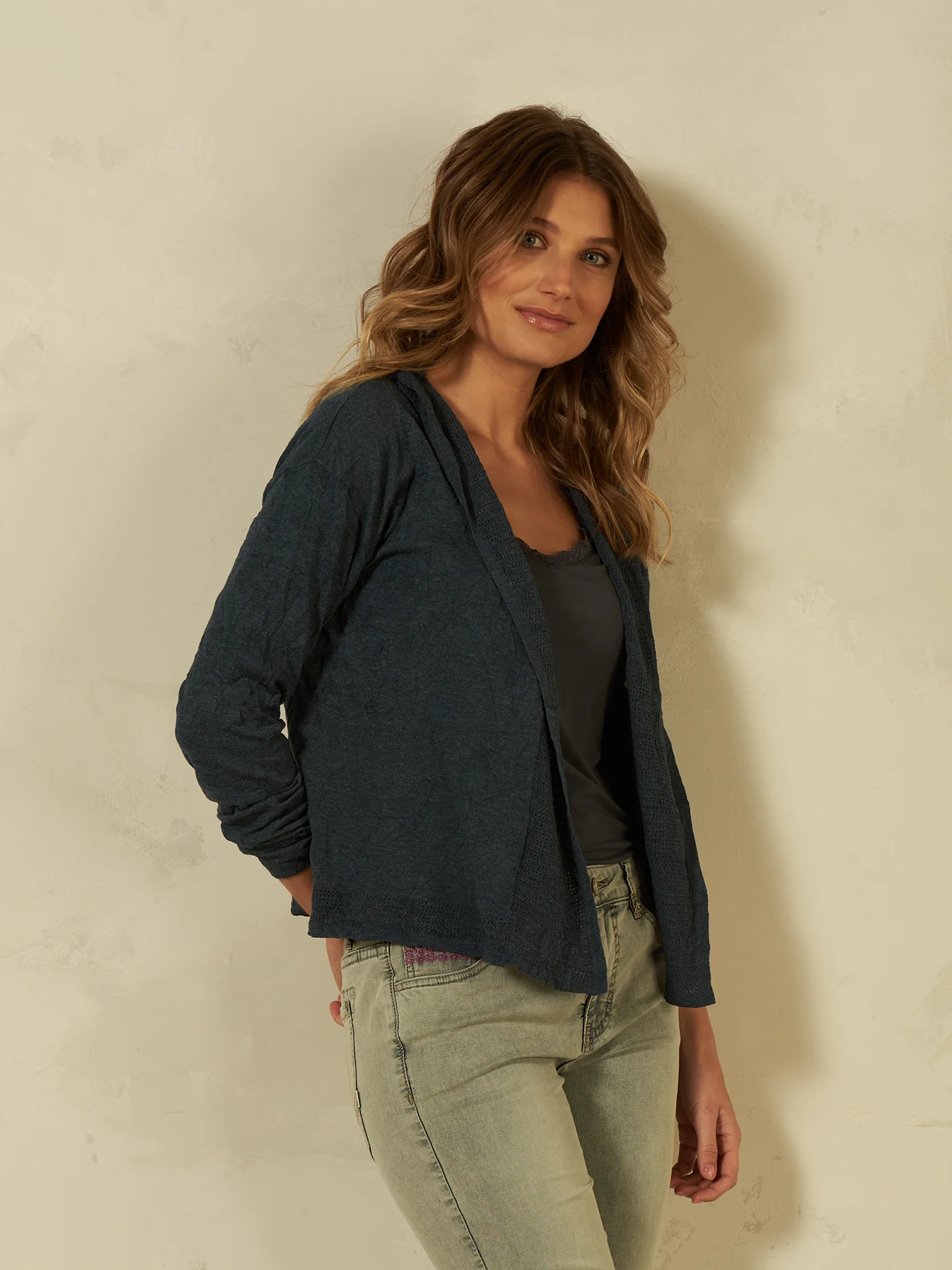 Strickjacke mit Kapuze - Image 23