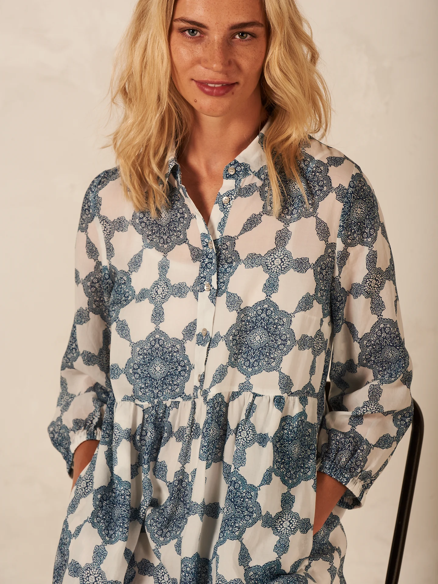 Kleid mit Kragen - Image 9