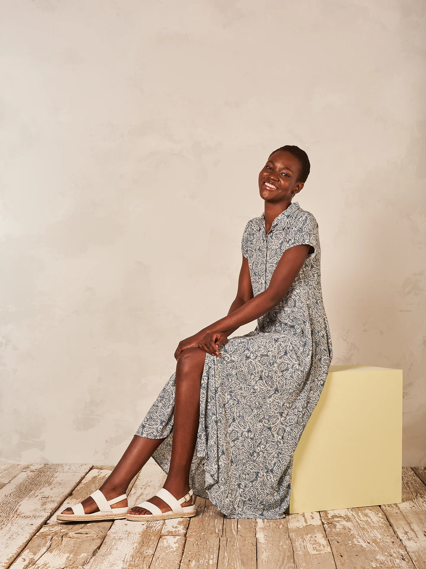 Kleid mit Kragen - Image 12