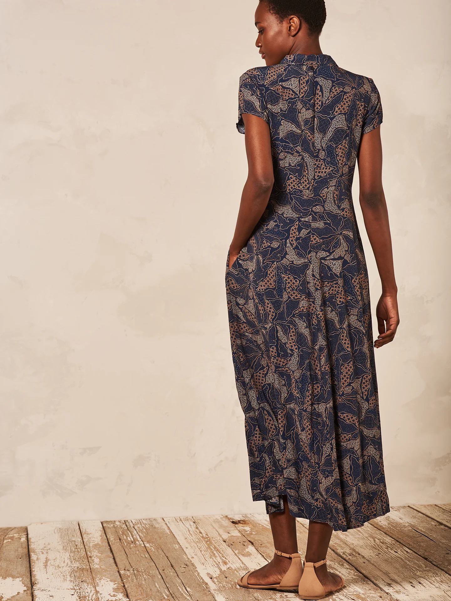 Kleid mit Kragen - Image 9