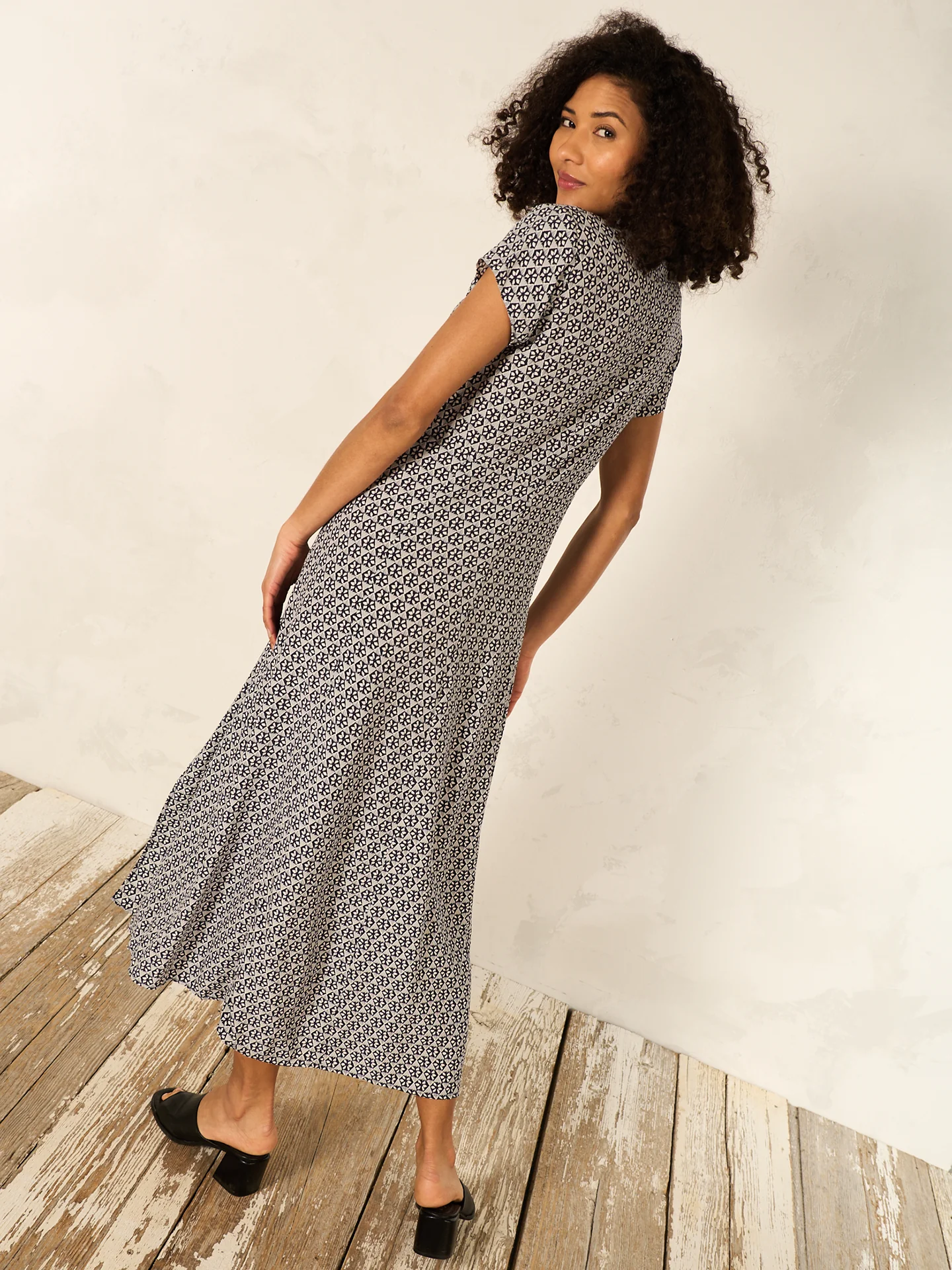 Kleid mit Kragen - Image 3