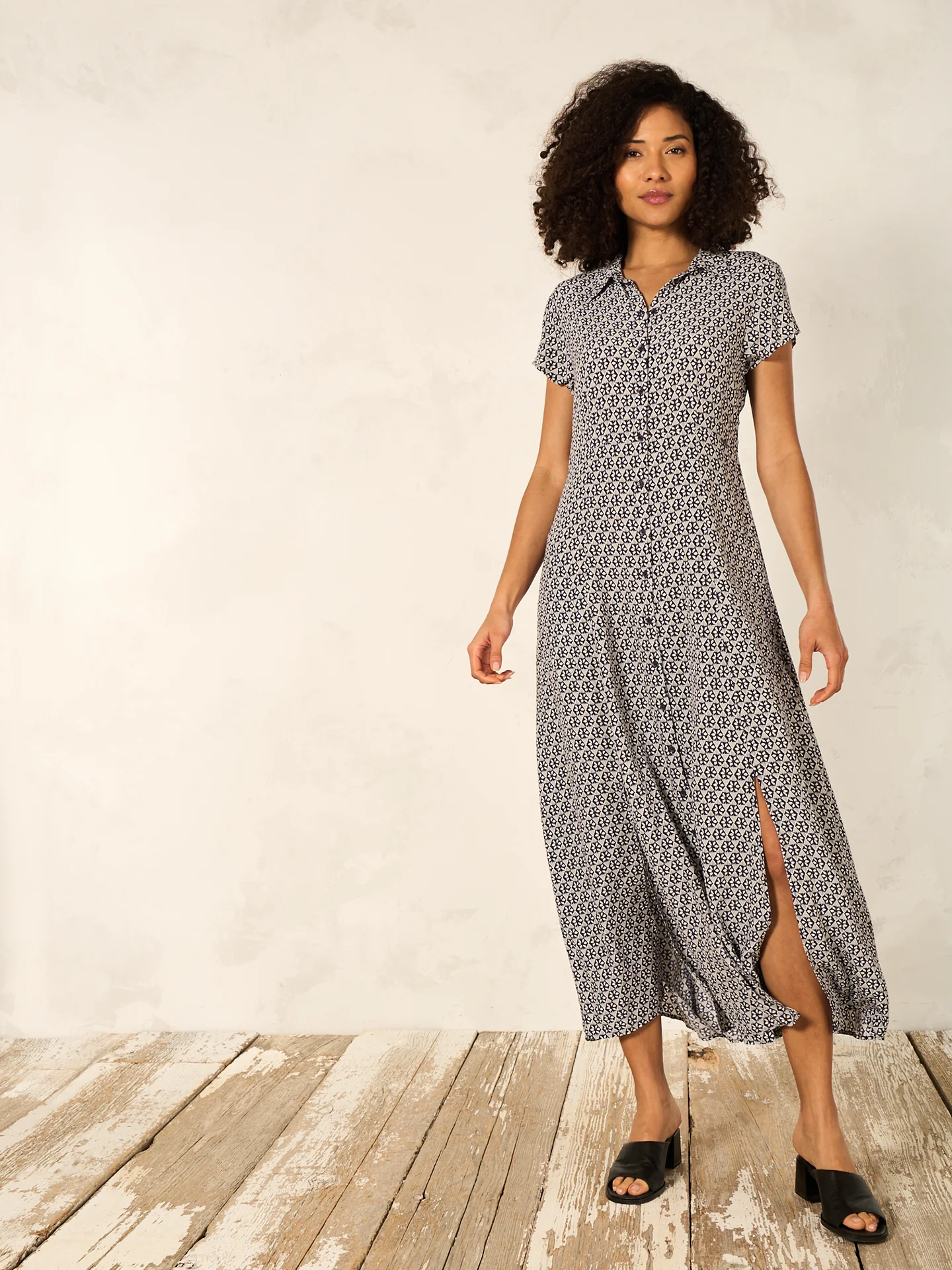 Kleid mit Kragen - Image 4