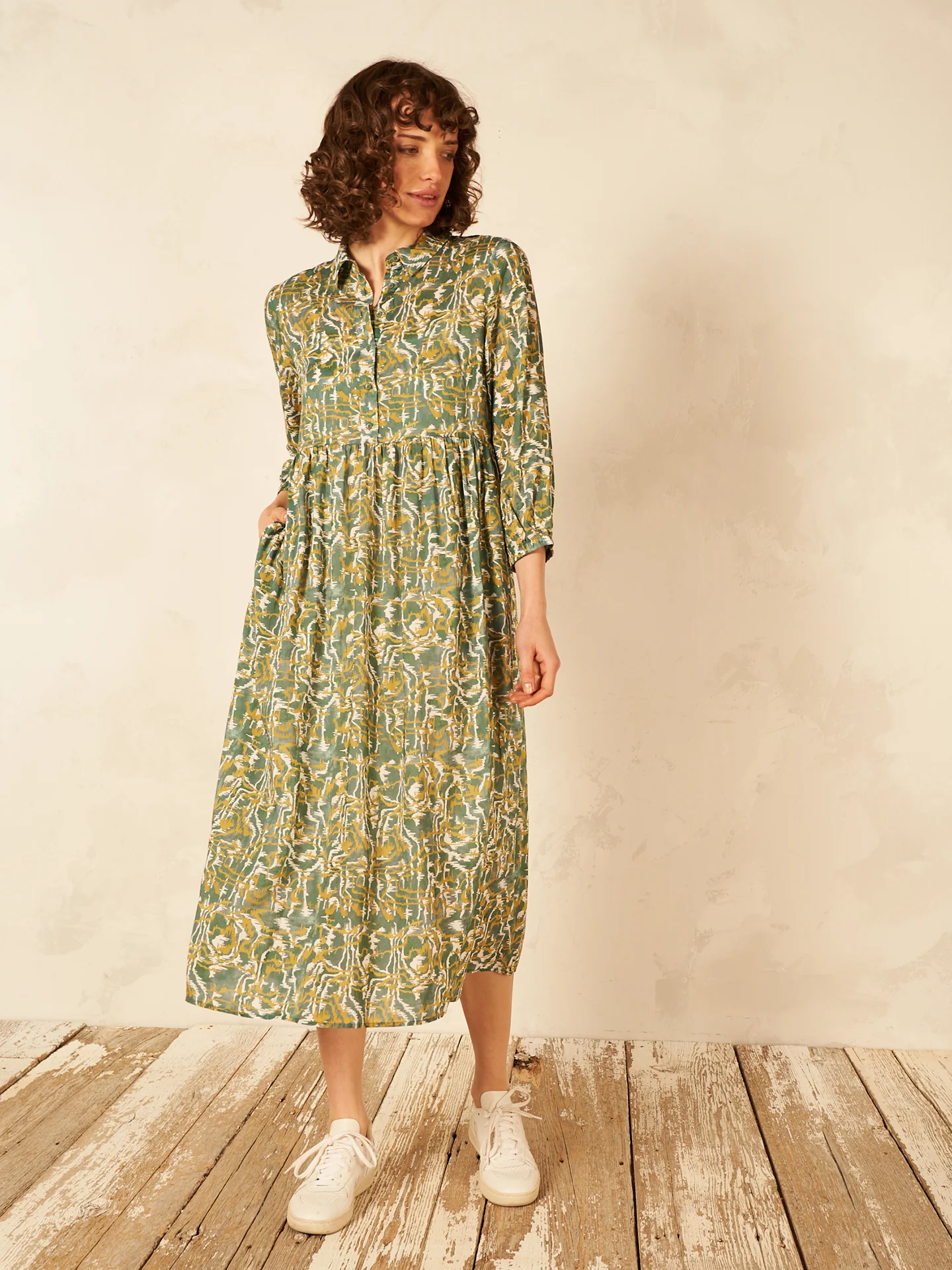 Kleid mit Kragen - Image 7
