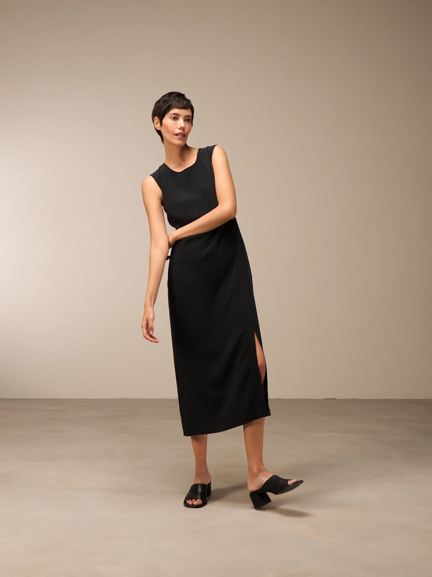 Kleid mit Rundhals
