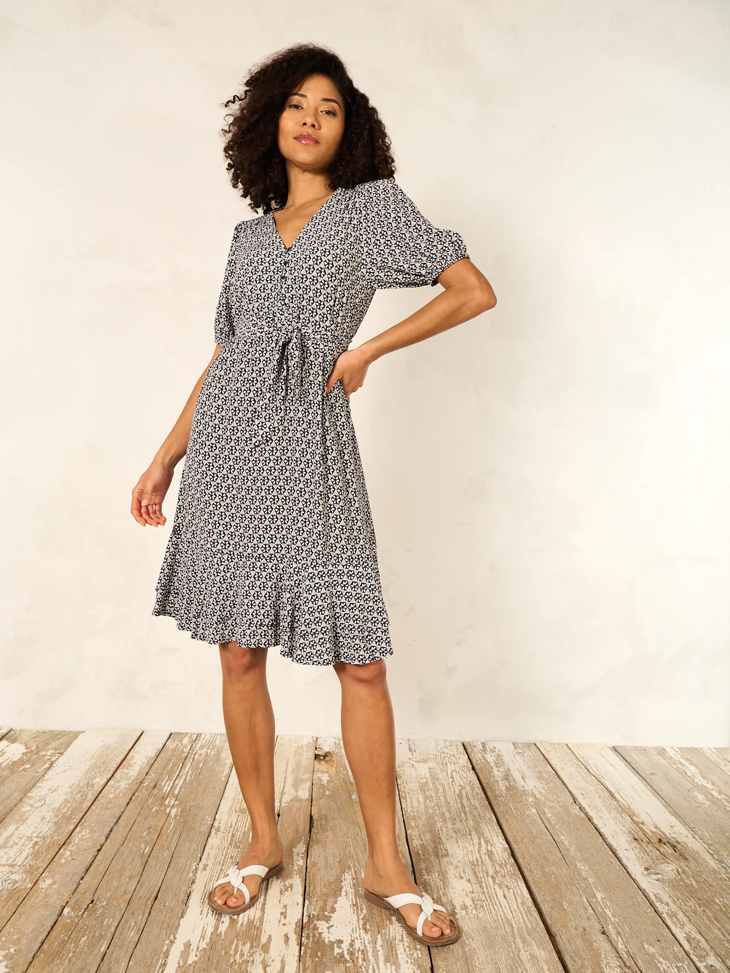 Kleid mit Volant - Image 7