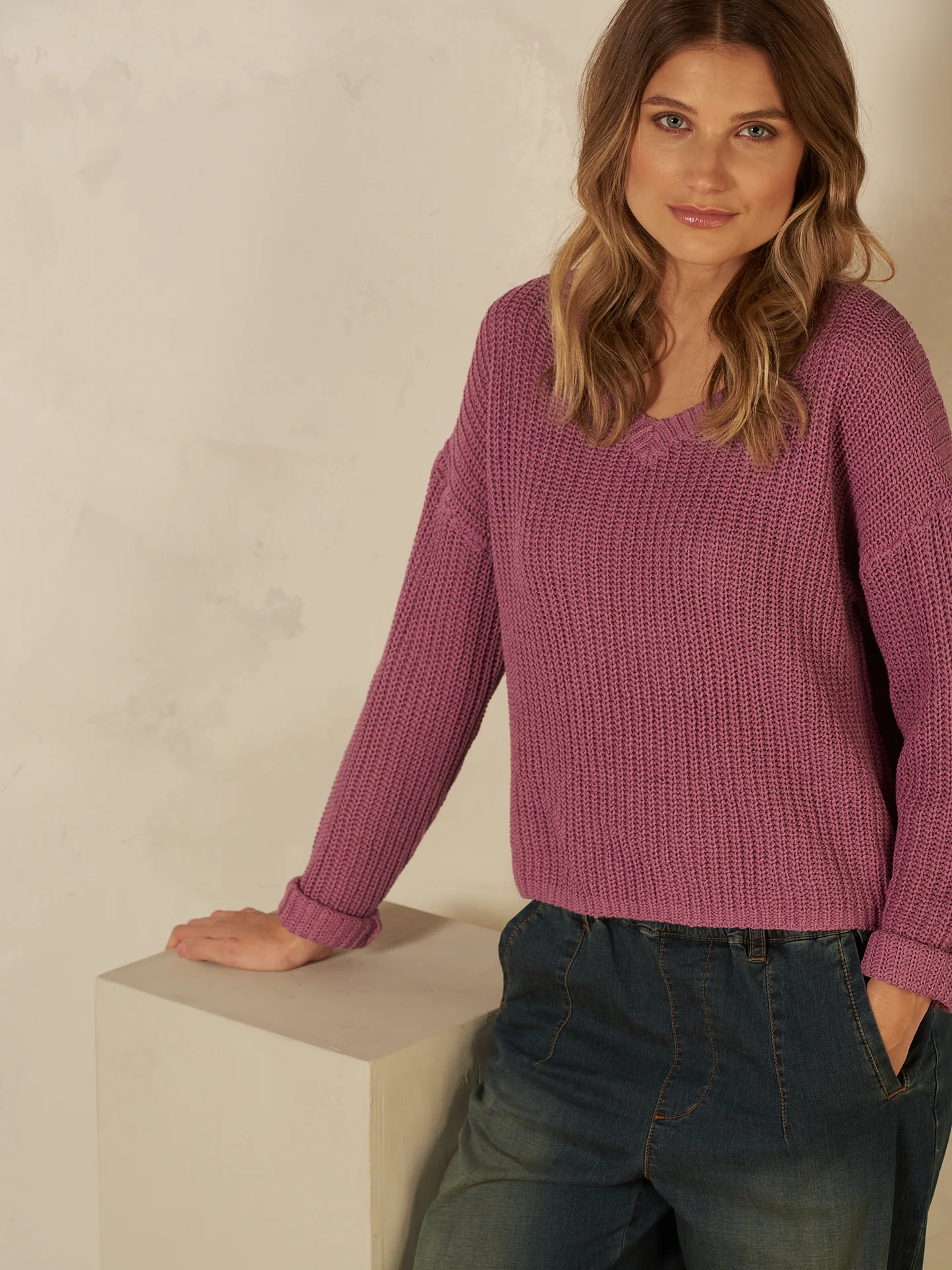 Pullover mit V-Ausschnitt - Image 6