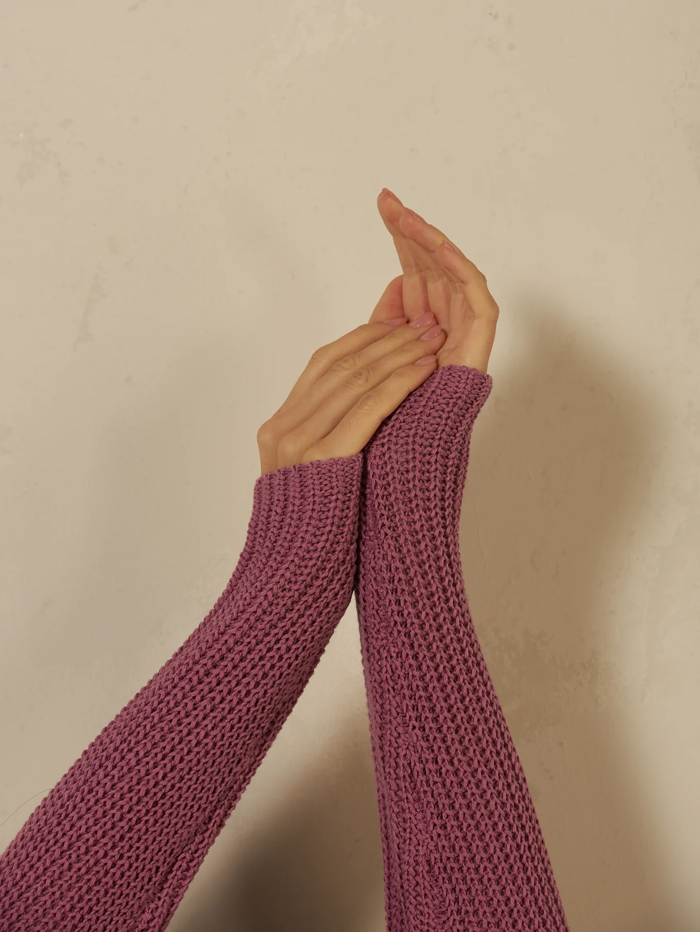 Pullover mit V-Ausschnitt - Image 9