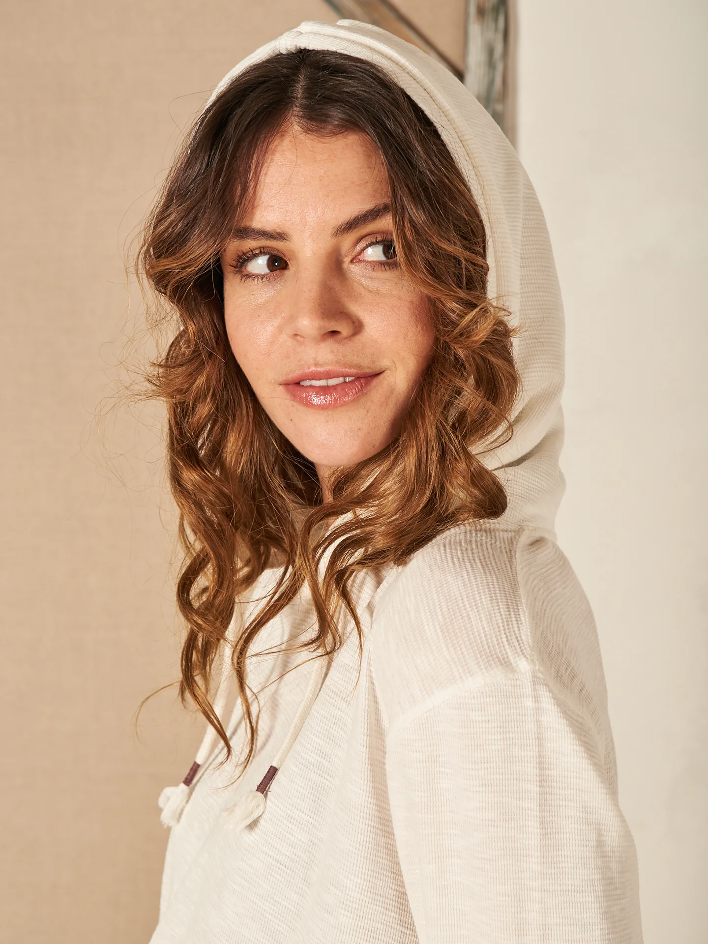 Pullover mit Kapuze - Image 7