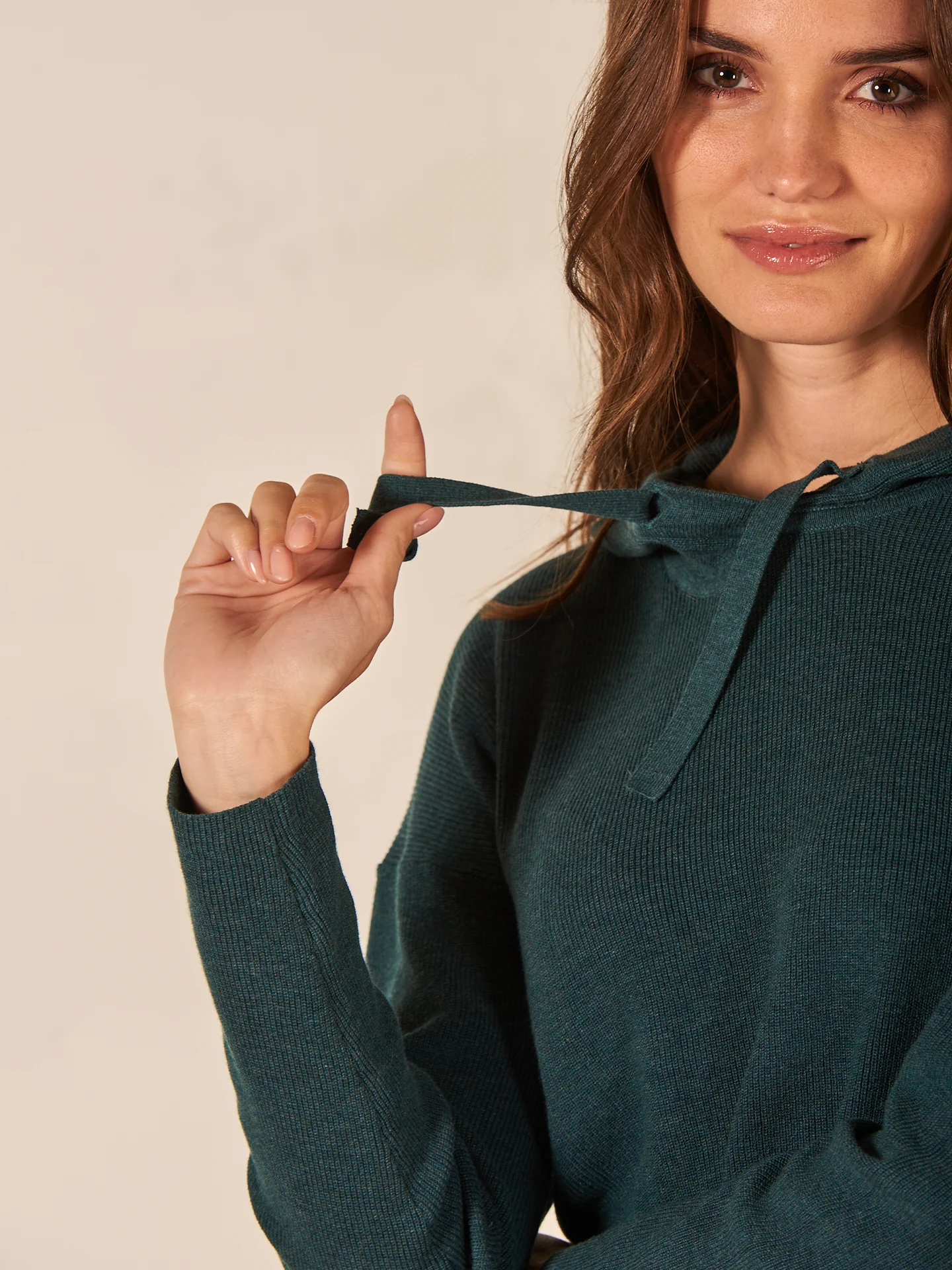 Pullover mit Kapuze - Image 12