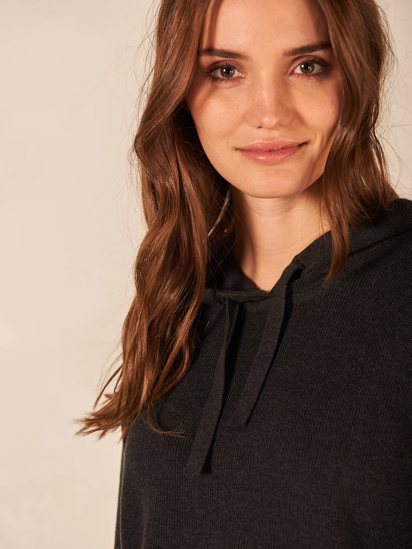 Pullover mit Kapuze - Image 8
