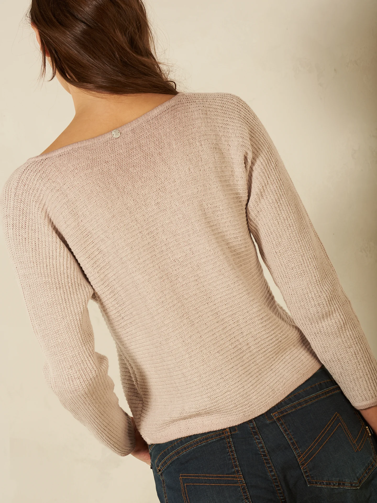 Pullover mit V-Ausschnitt - Image 10