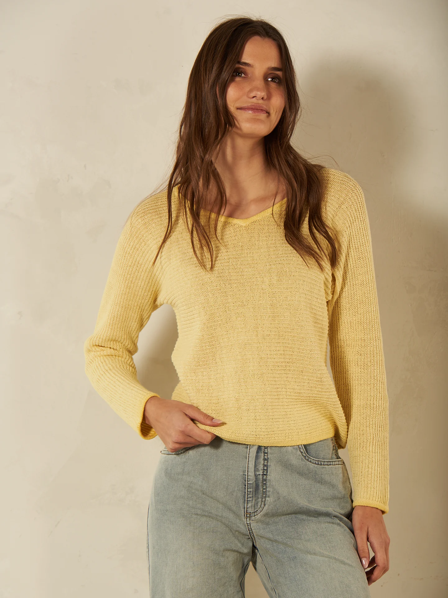 Pullover mit V-Ausschnitt - Image 18