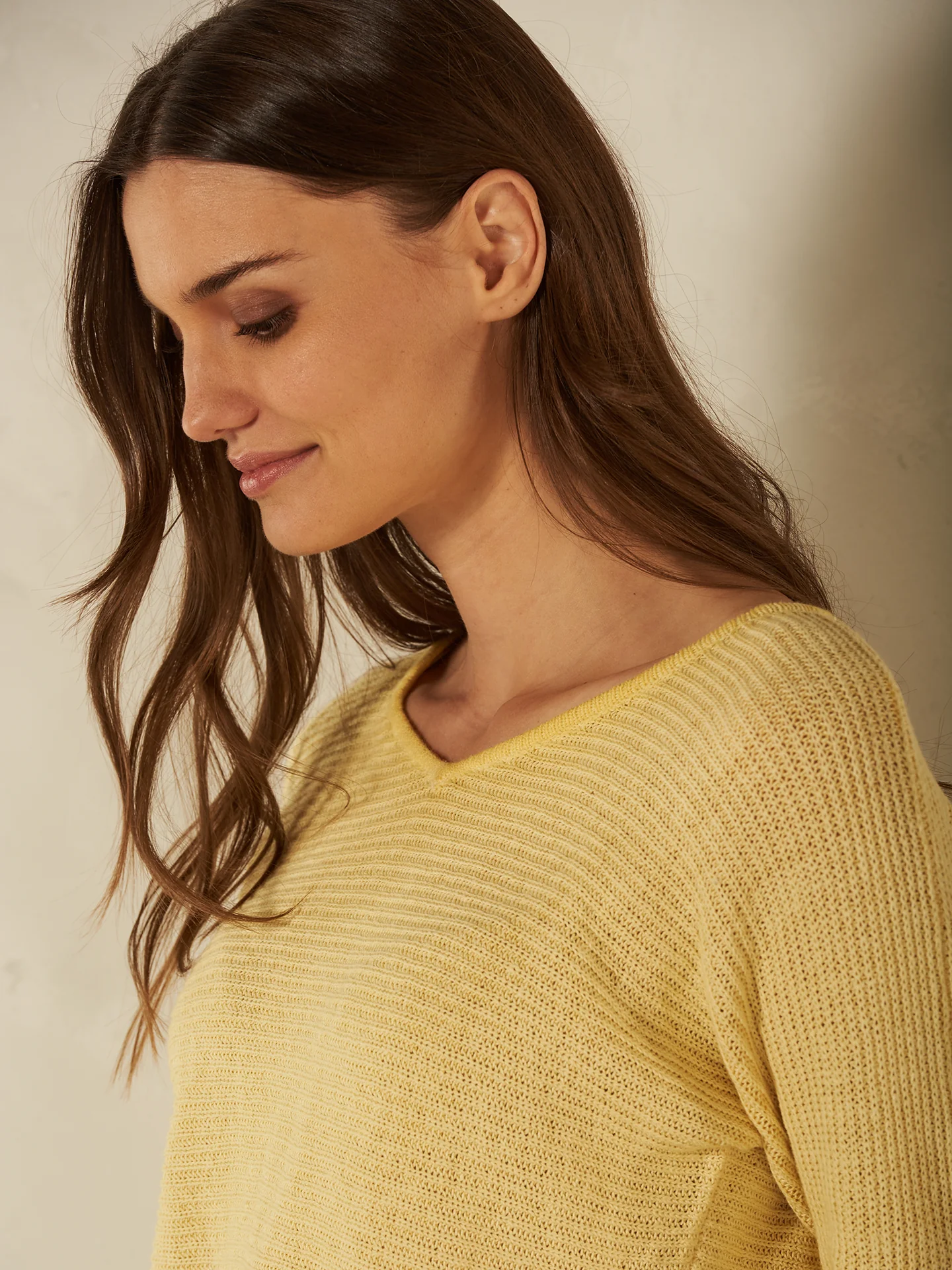 Pullover mit V-Ausschnitt - Image 19