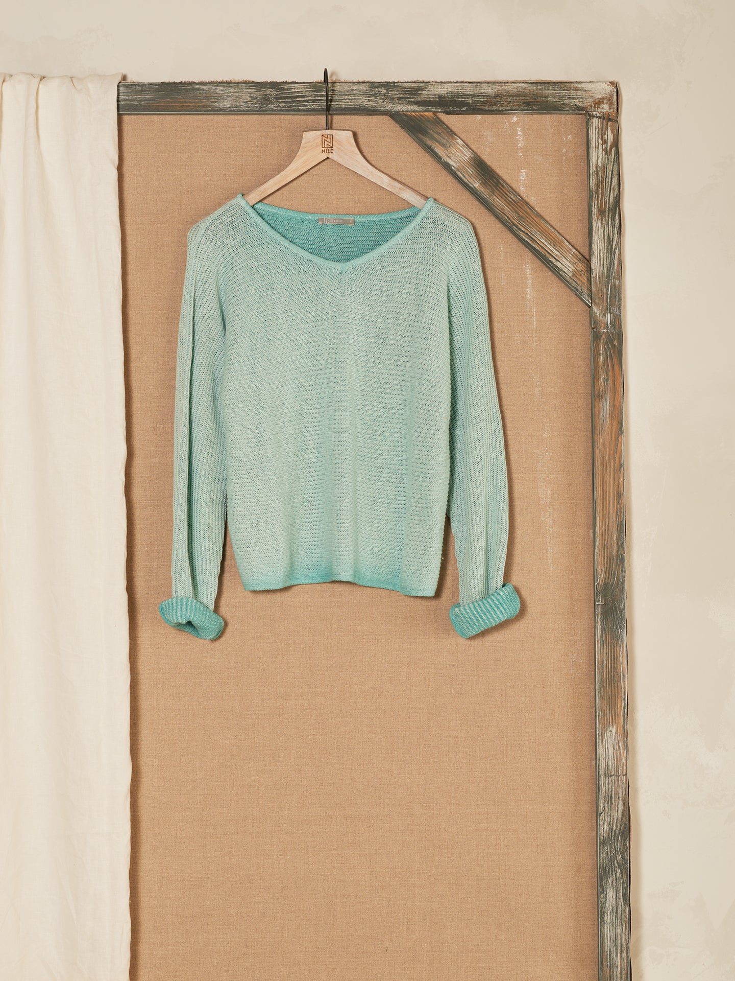 Pullover mit V-Ausschnitt - Image 5