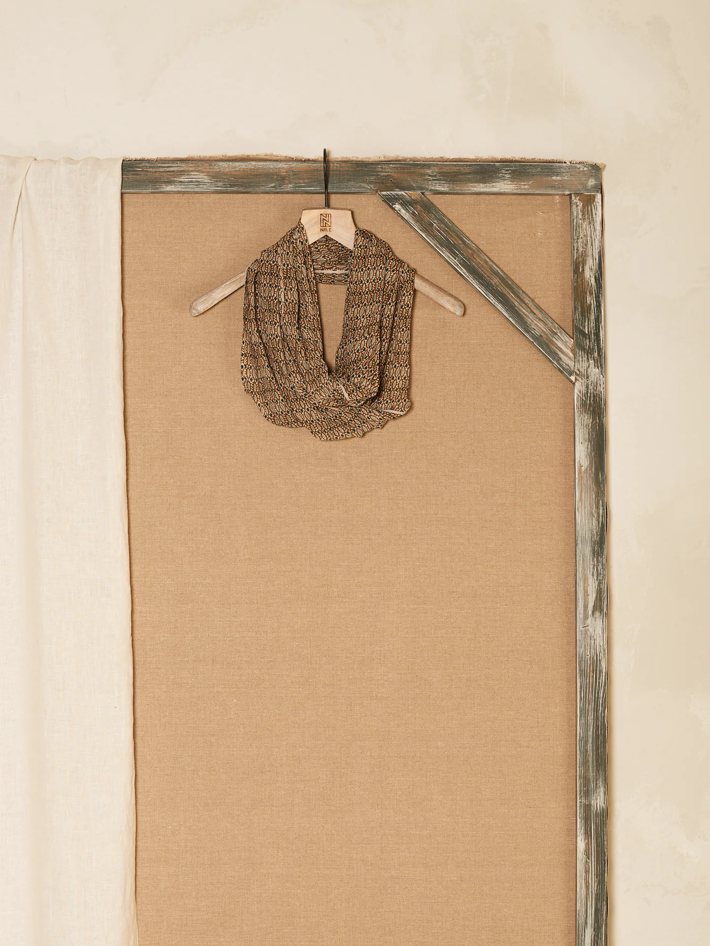 Schal mit Druck - Image 6