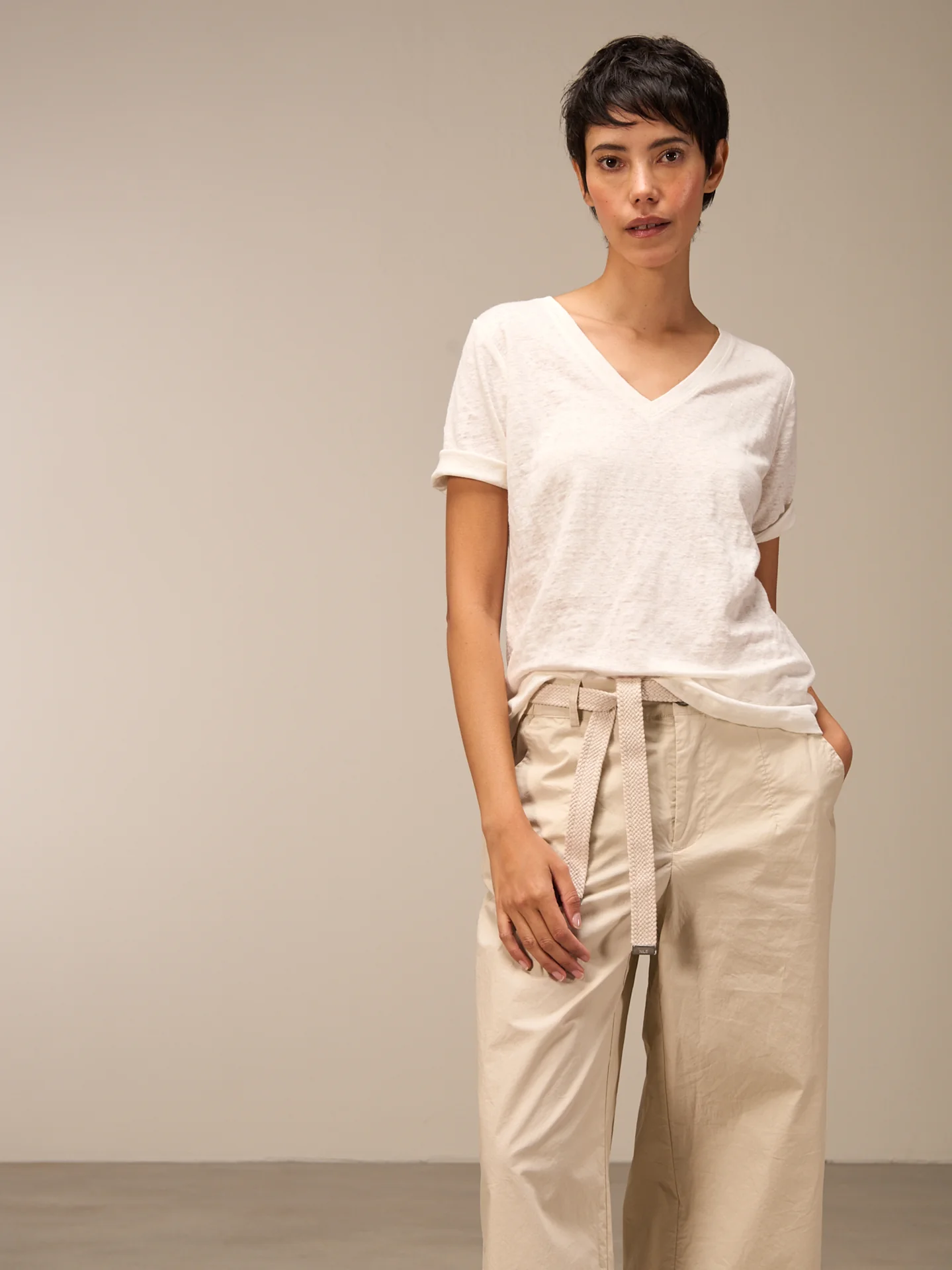 Shirt mit V-Ausschnitt - Image 6