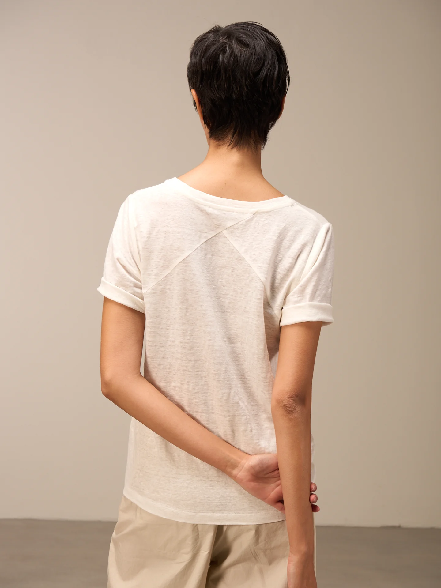 Shirt mit V-Ausschnitt - Image 8