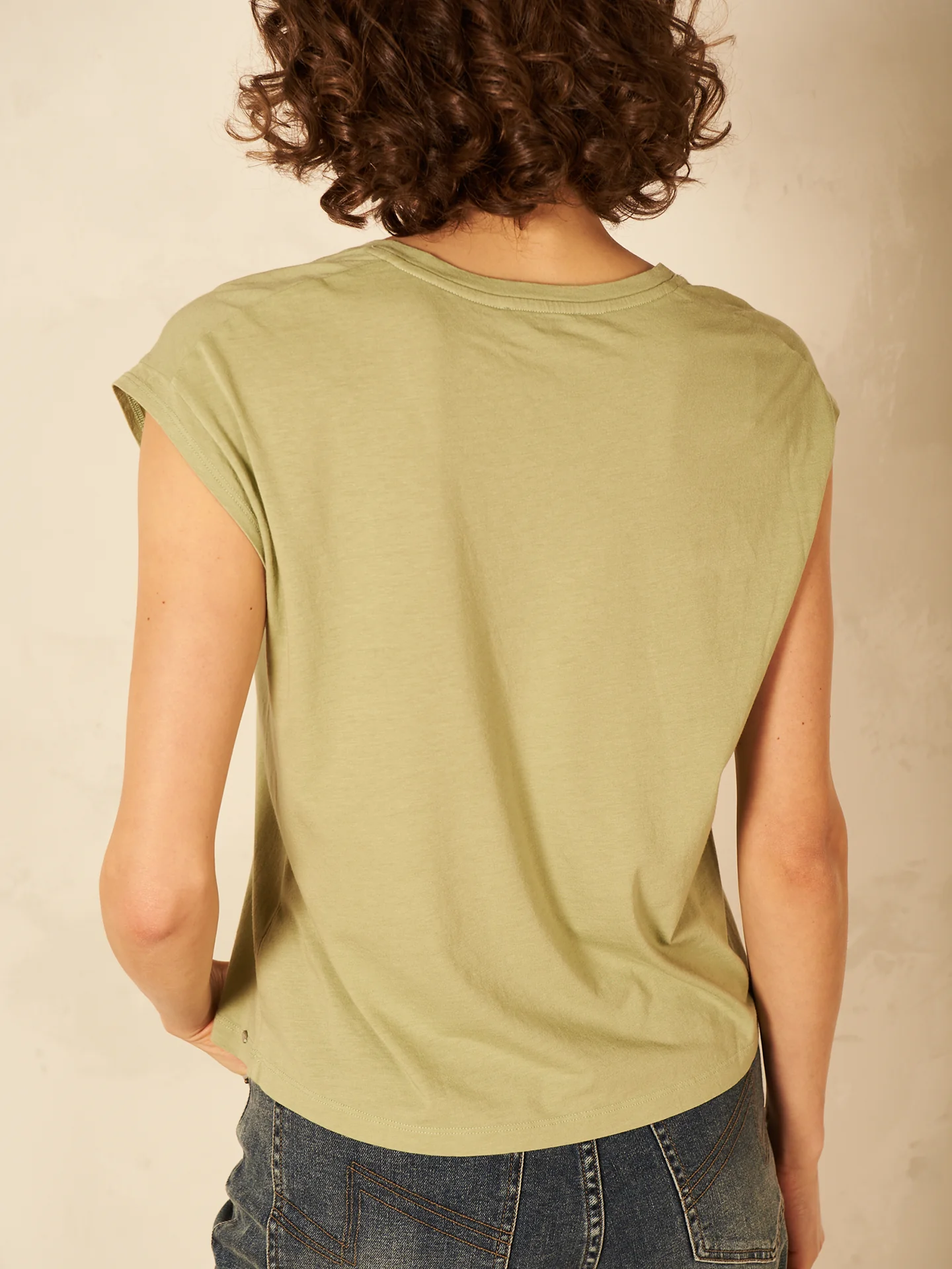 Shirt mit V-Ausschnitt - Image 9