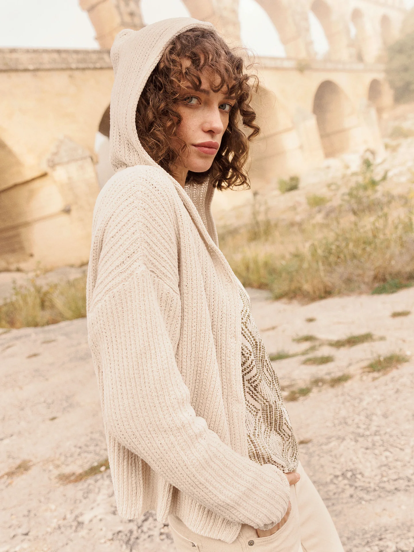 Strickjacke mit Kapuze - Image 5
