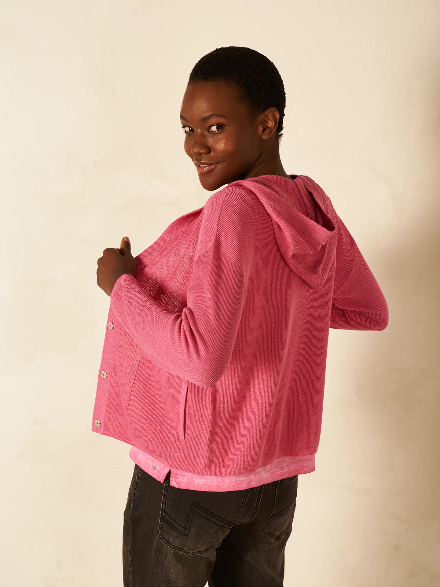 Strickjacke mit Kapuze - Image 18