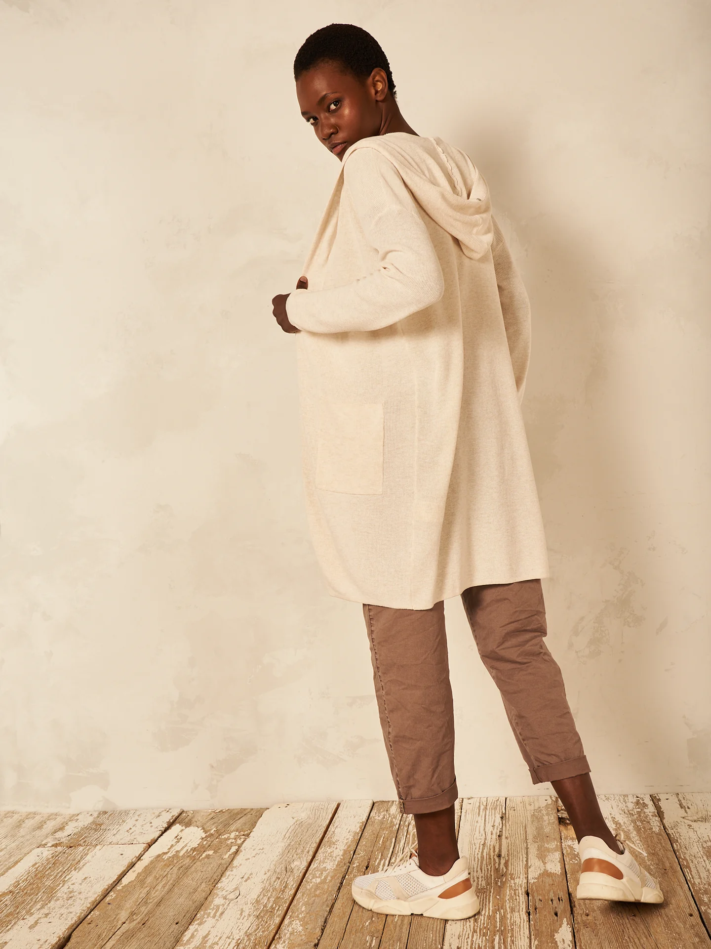 Strickjacke mit Kapuze