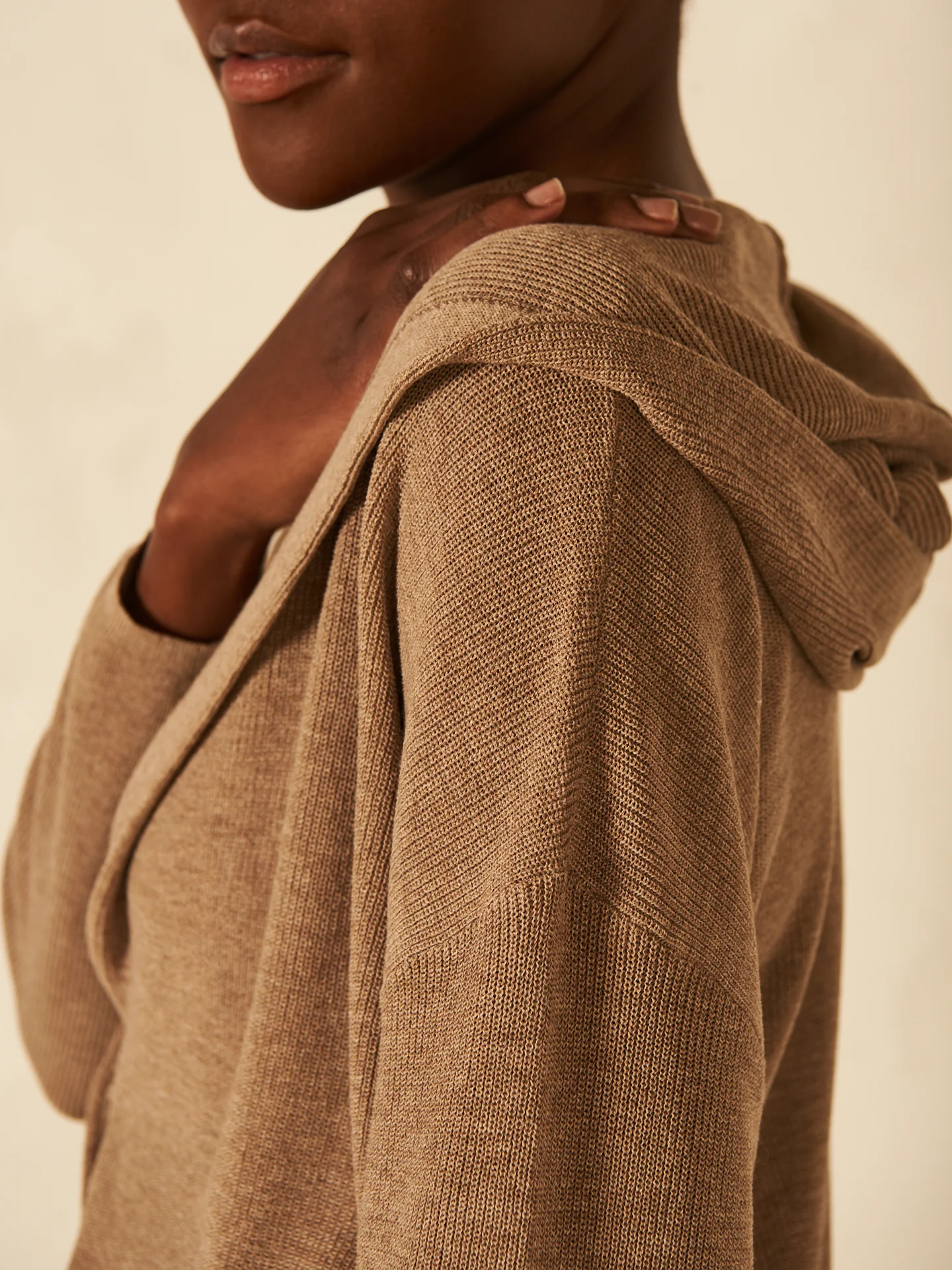 Strickjacke mit Kapuze - Image 7