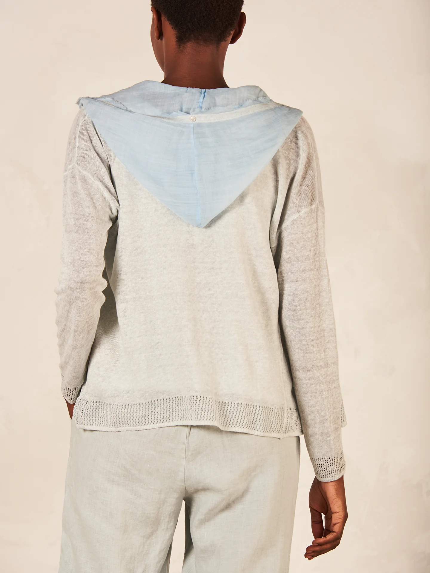 Strickjacke mit Leinen - Image 4