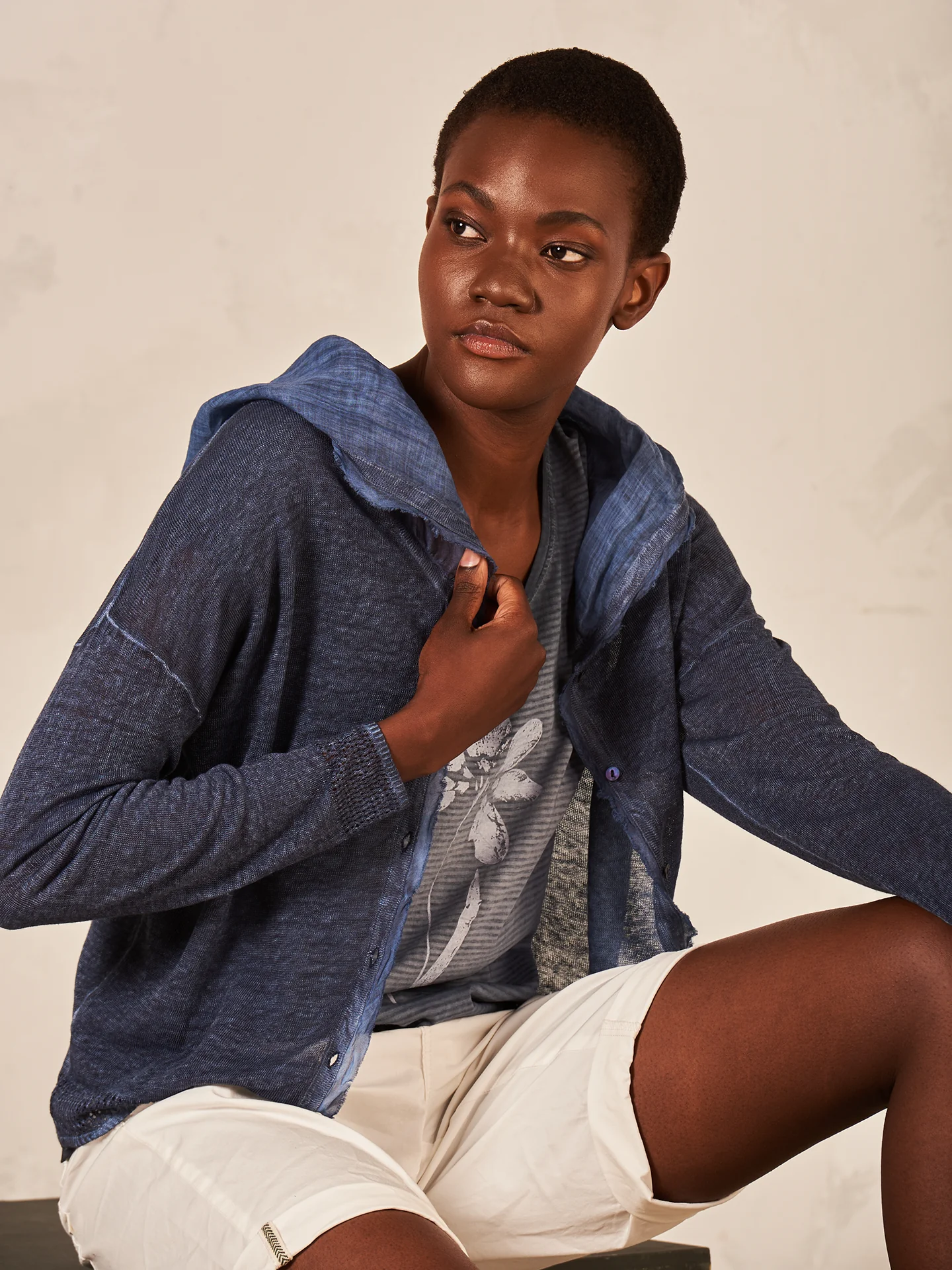 Strickjacke mit Leinen - Image 7
