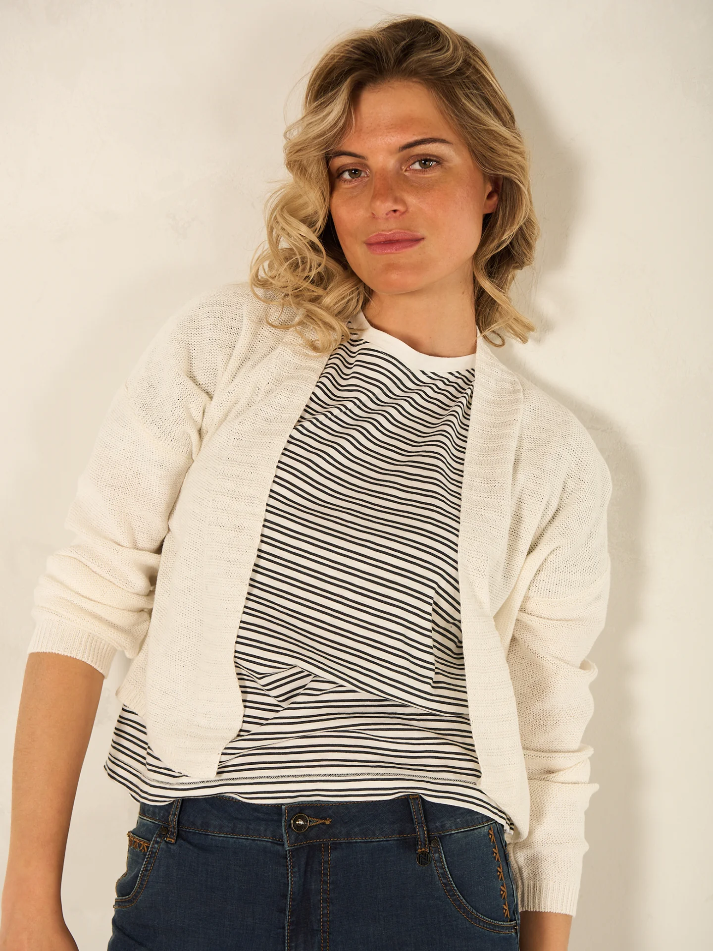 Strickjacke mit Leinen - Image 18
