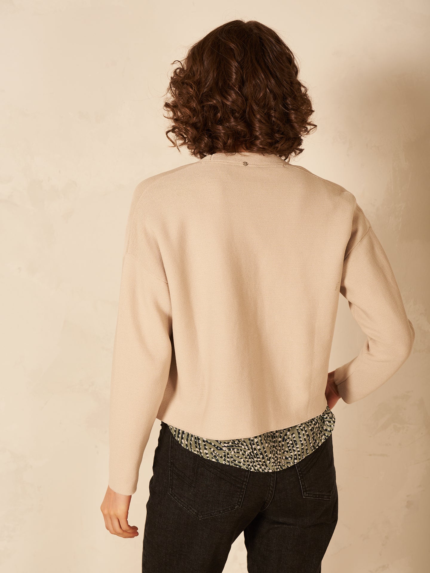 Strickjacke mit V-Ausschnitt - Image 3