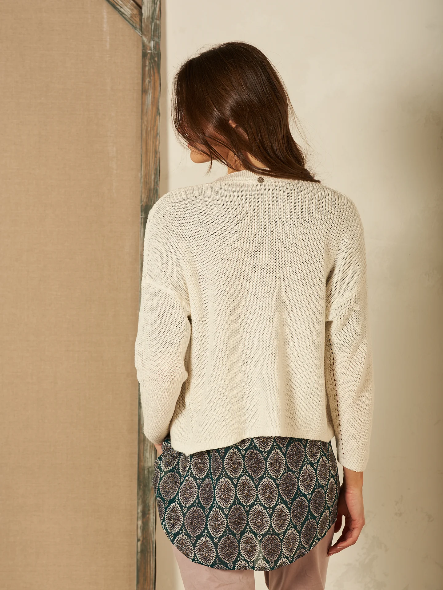 Strickjacke mit V-Ausschnitt - Image 13