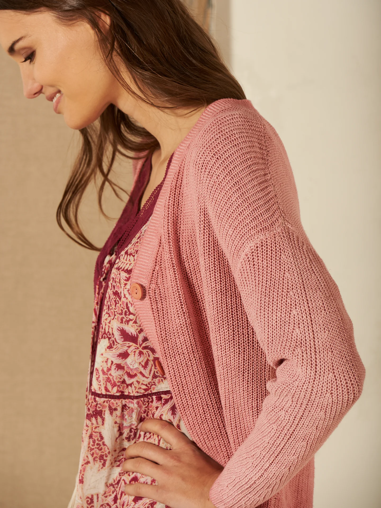 Strickjacke mit V-Ausschnitt - Image 18