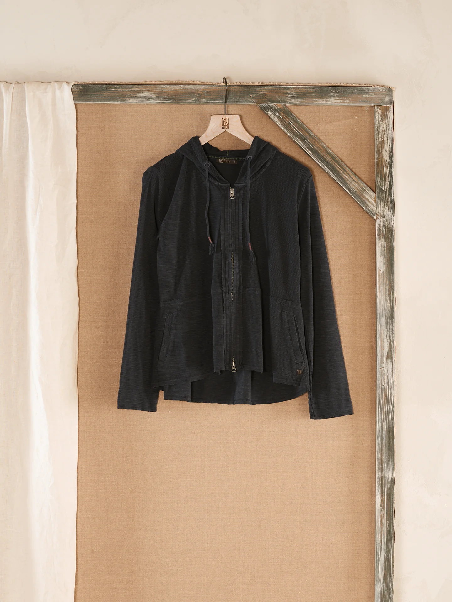 Sweatjacke mit Kapuze - Image 10