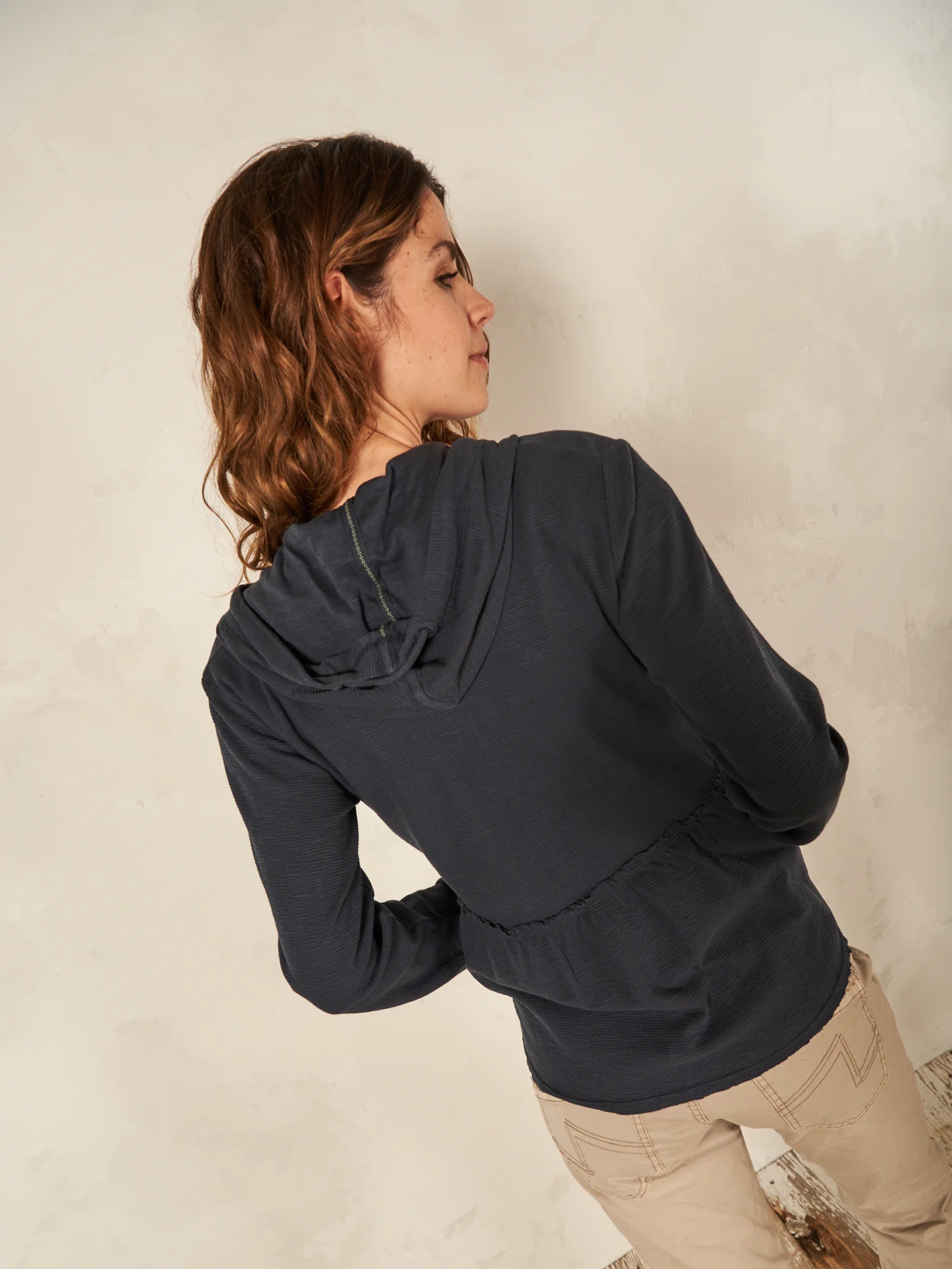 Sweatjacke mit Kapuze - Image 9