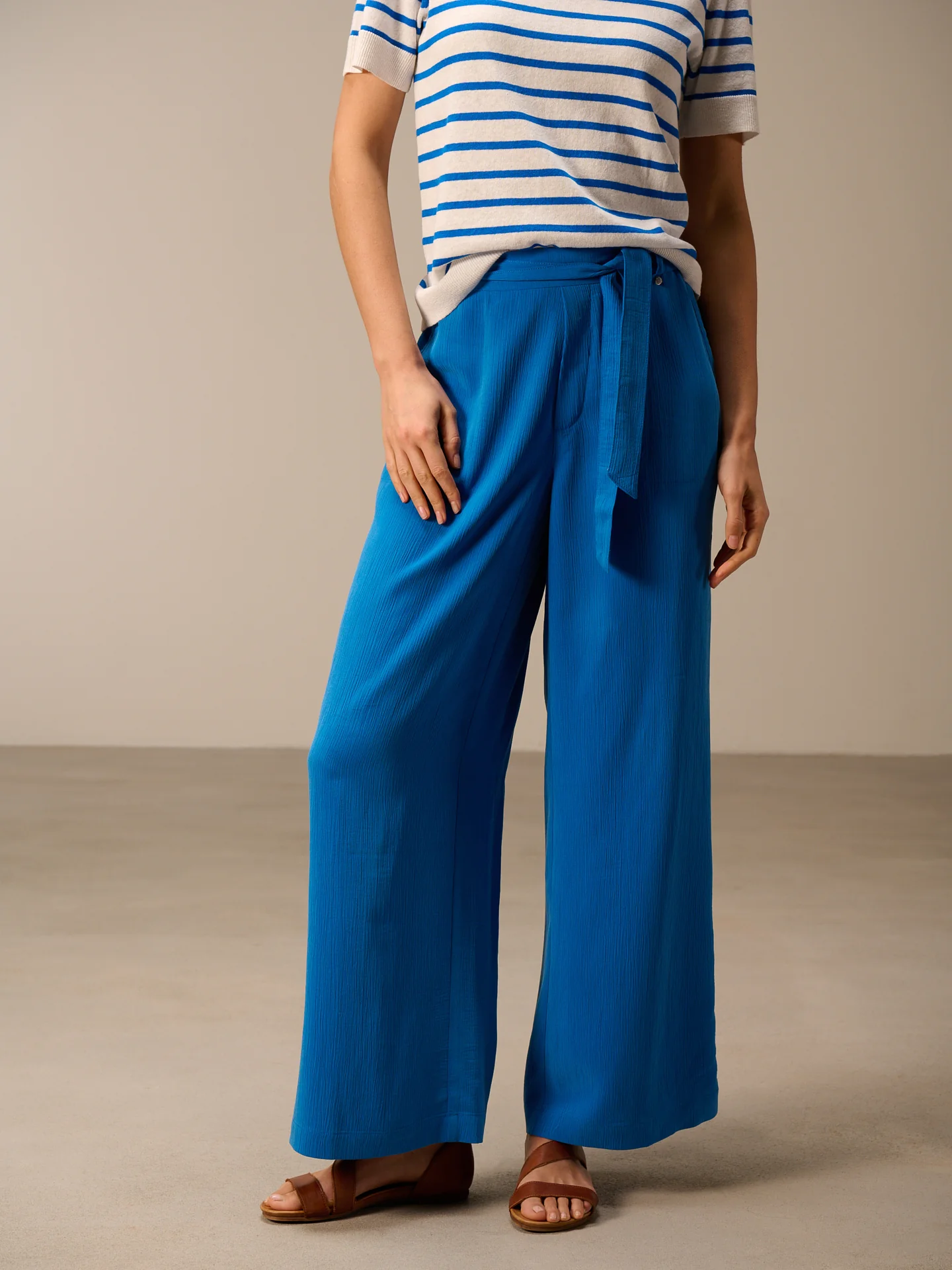 Hose mit weitem Bein - Image 11