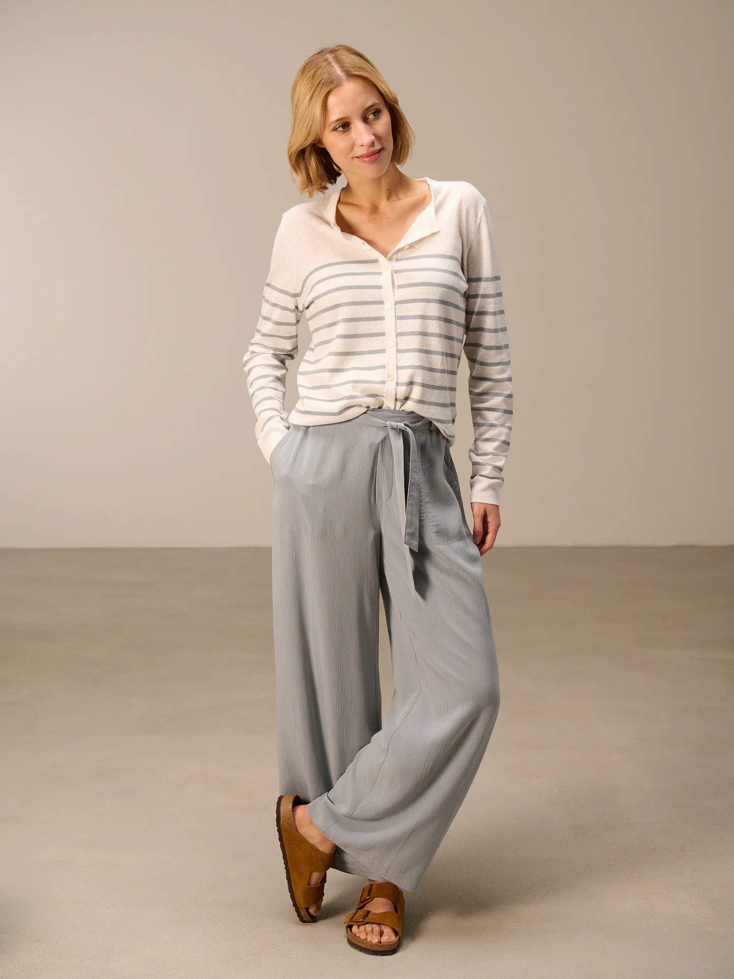 Hose mit weitem Bein - Image 16