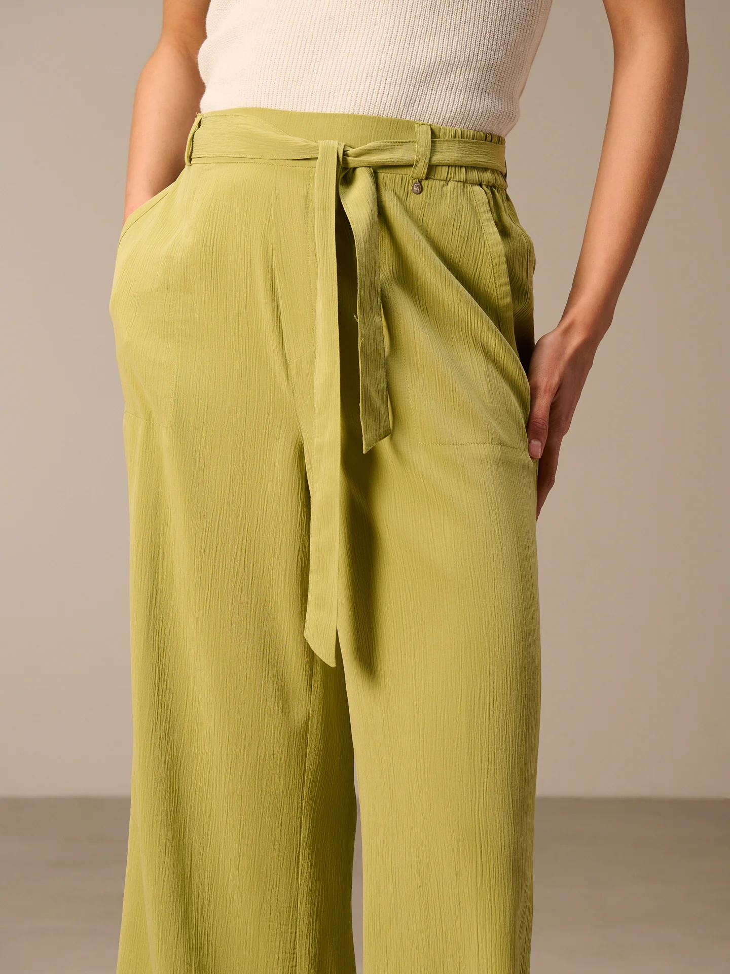 Hose mit weitem Bein - Image 8