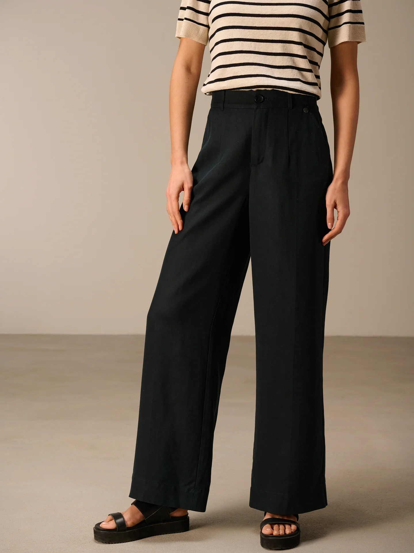 Hose Wide - Image 8